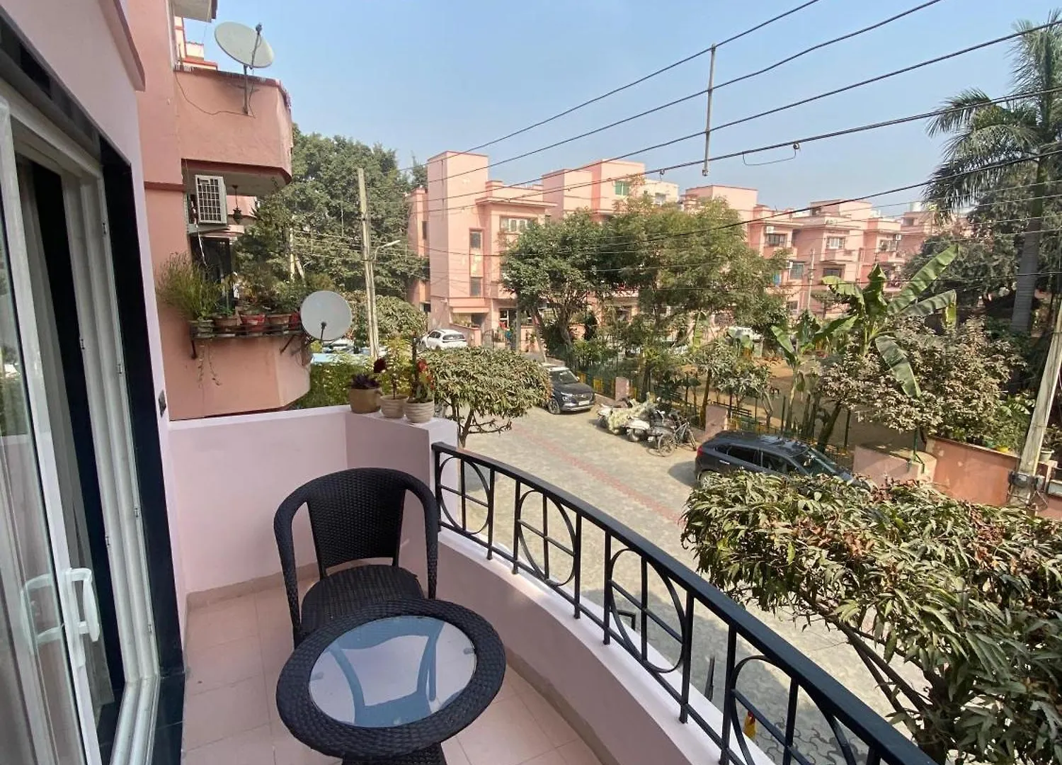 Beautiful 1Bhk In Gated Sector49 Daire Gurgaon Hindistan